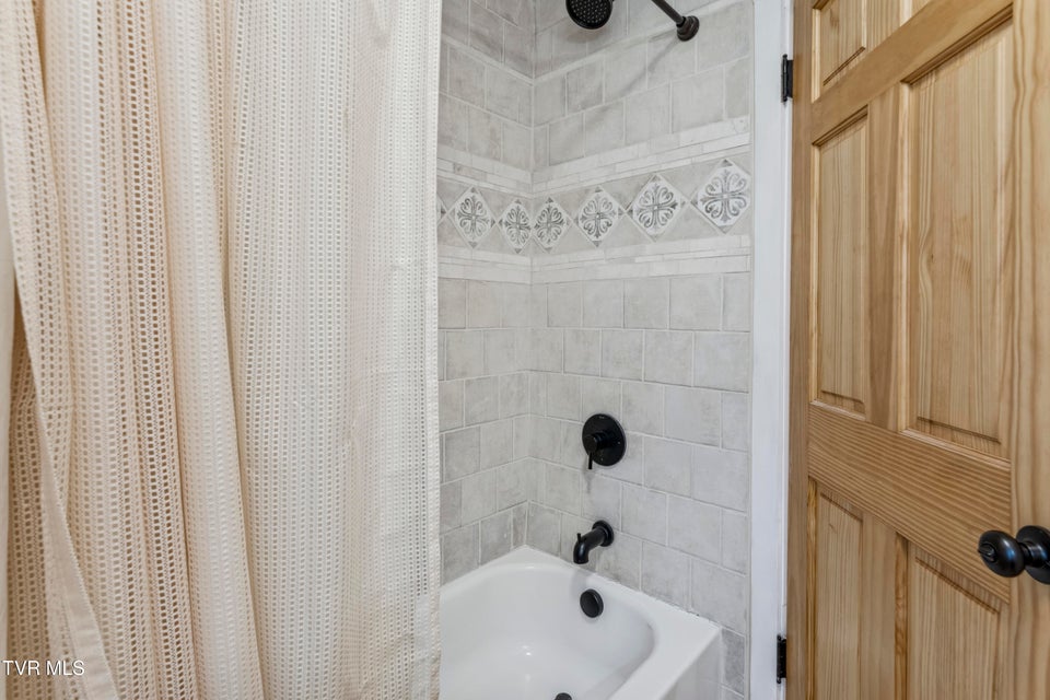 Photo #23: 4420 Cherokee Road