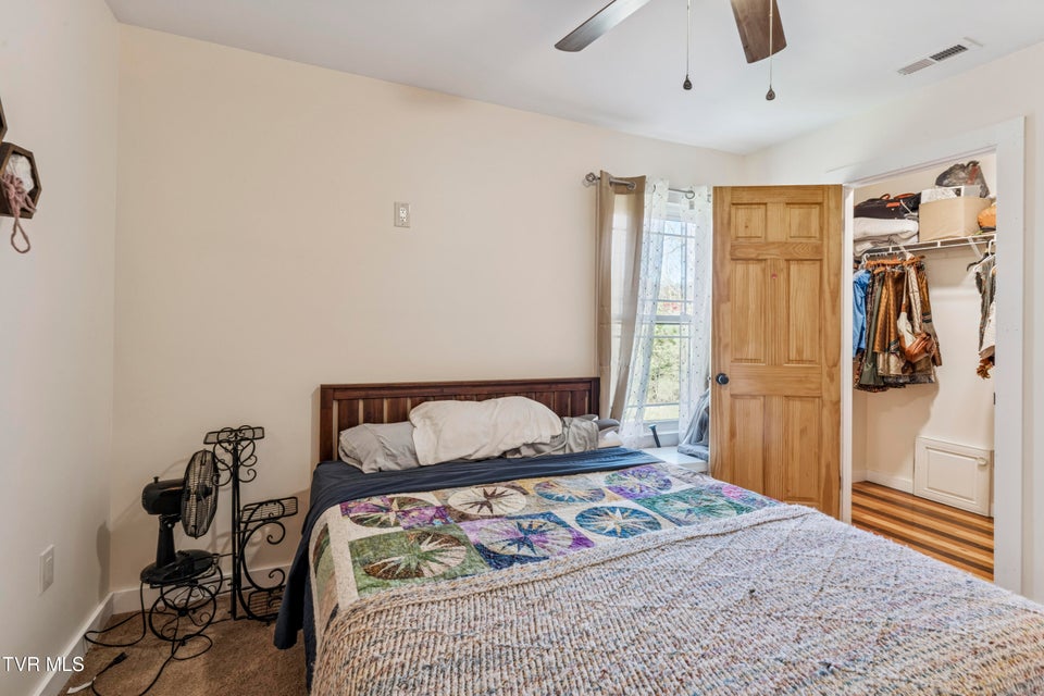 Photo #27: 4420 Cherokee Road