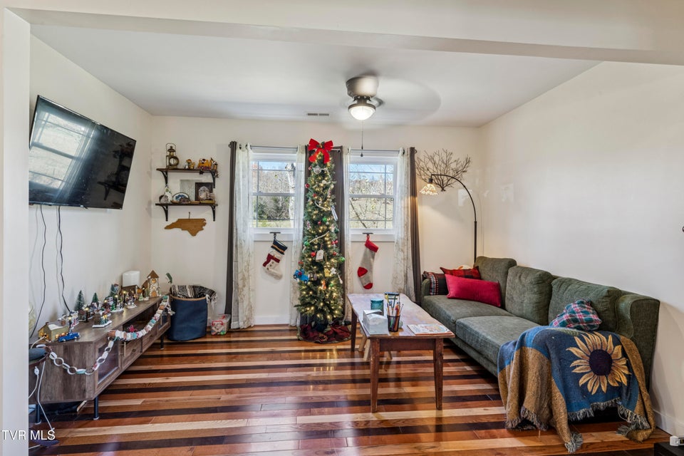 Photo #10: 4420 Cherokee Road