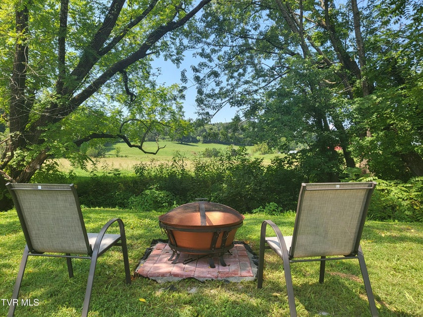 Photo #41: 4420 Cherokee Road