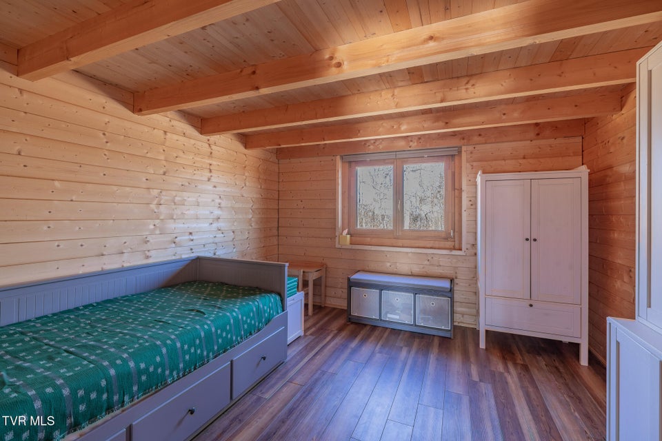 Photo #11: 642 Copper Ridge Road