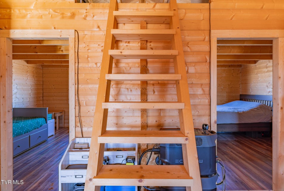 Photo #17: 642 Copper Ridge Road