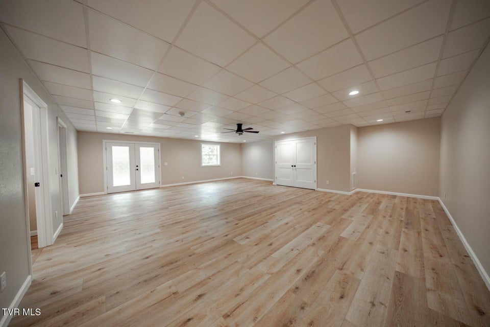 Photo #34: 116 Meadowood Dr 