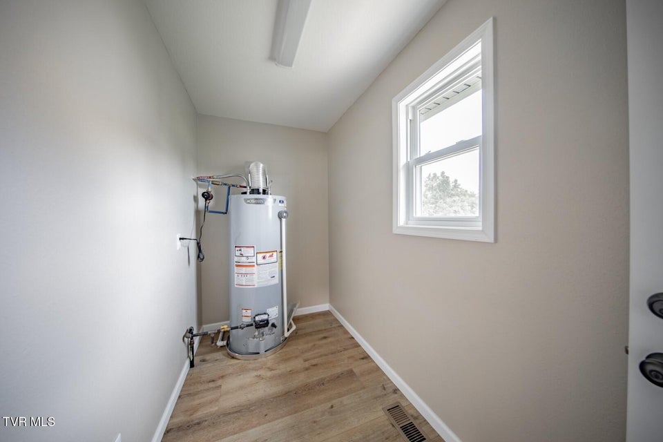 Photo #39: 116 Meadowood Dr 