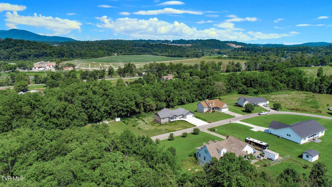 Photo #52: 116 Meadowood Dr 