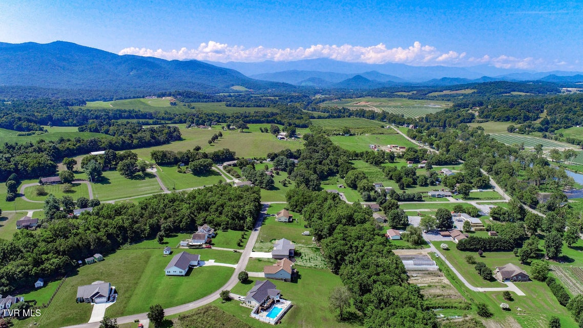 Photo #54: 116 Meadowood Dr 