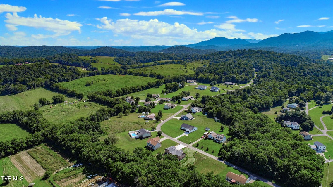 Photo #55: 116 Meadowood Dr 