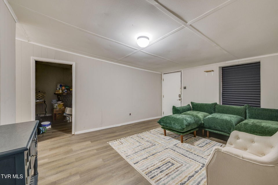 Photo #10: 132 &138 West Jackson Street