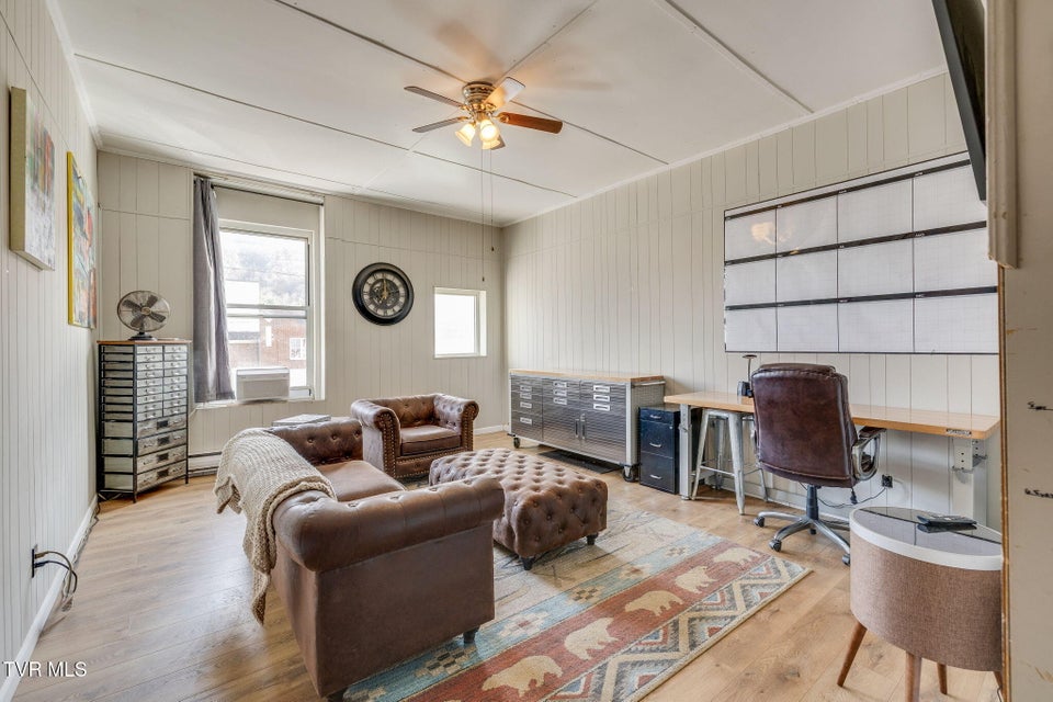 Photo #16: 132 &138 West Jackson Street