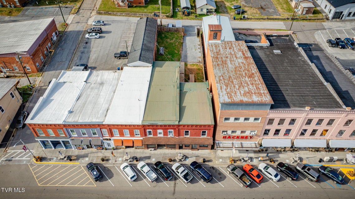 Photo #33: 132 &138 West Jackson Street