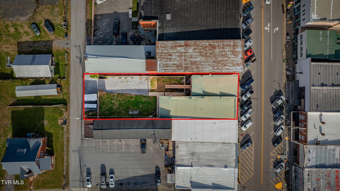 Photo #38: 132 &138 West Jackson Street