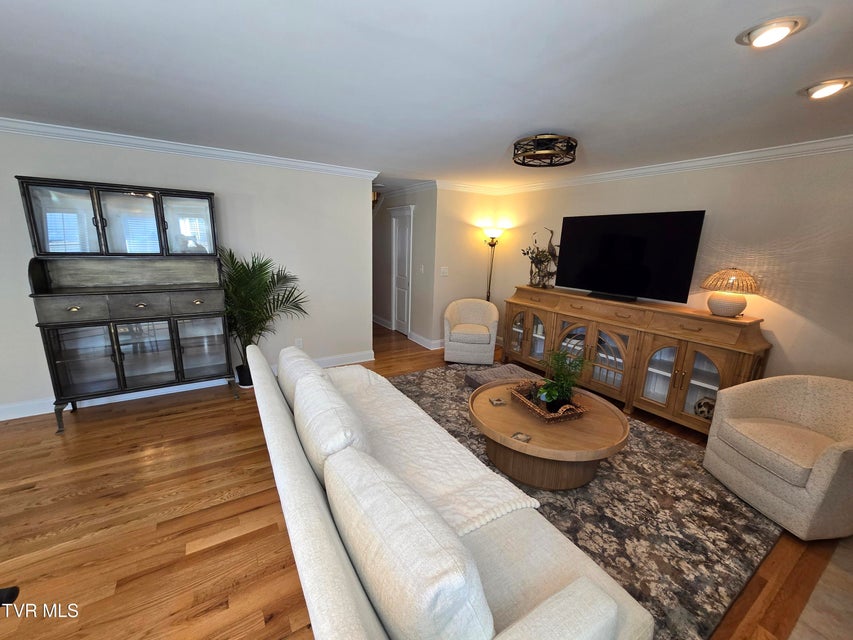 Photo #4: 404 Mountain View Road