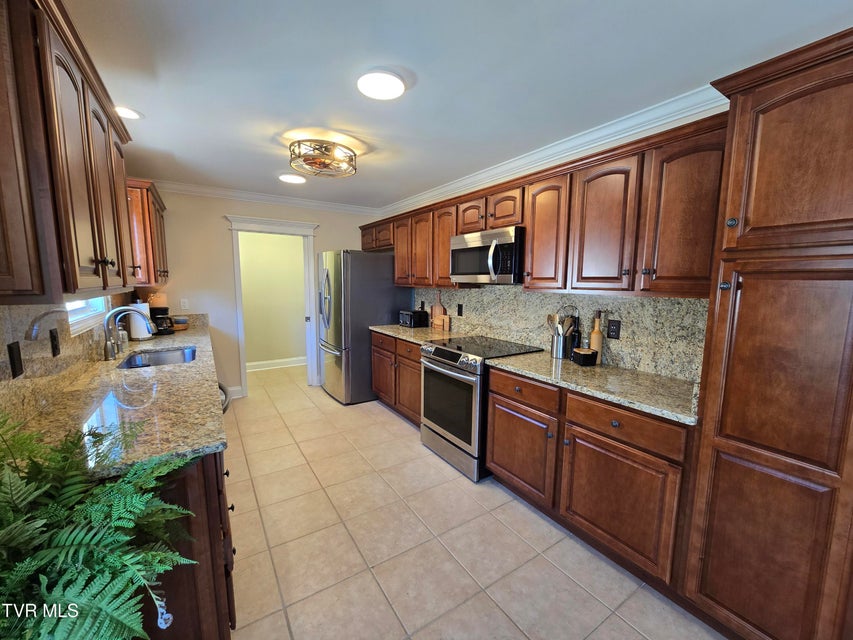 Photo #11: 404 Mountain View Road