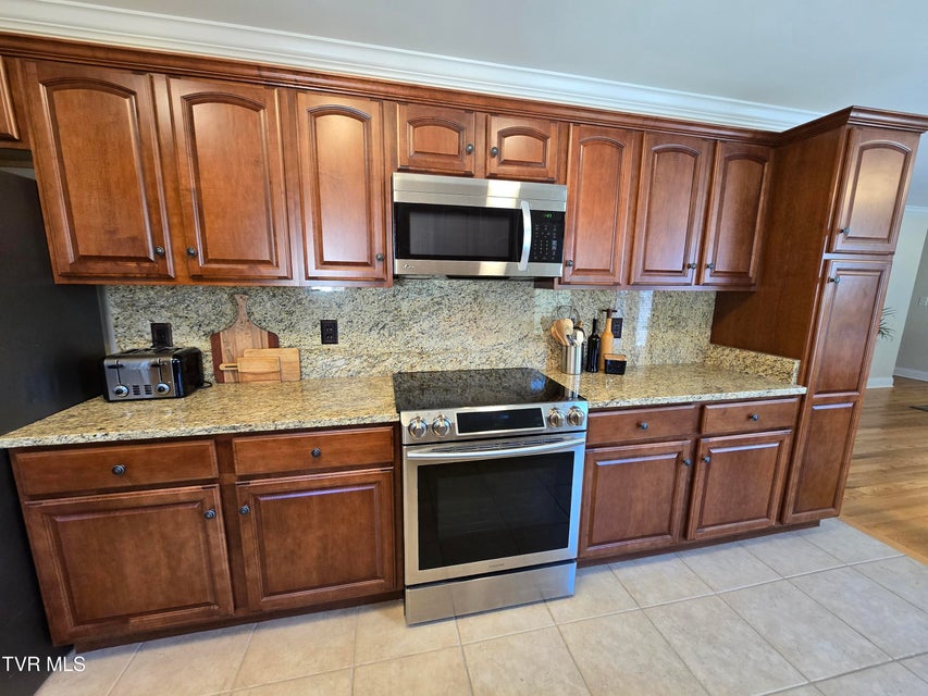 Photo #13: 404 Mountain View Road