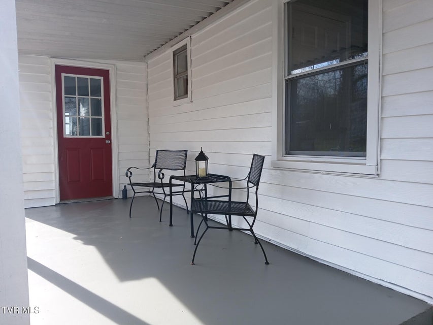 Photo #14: 136 Beaver Street