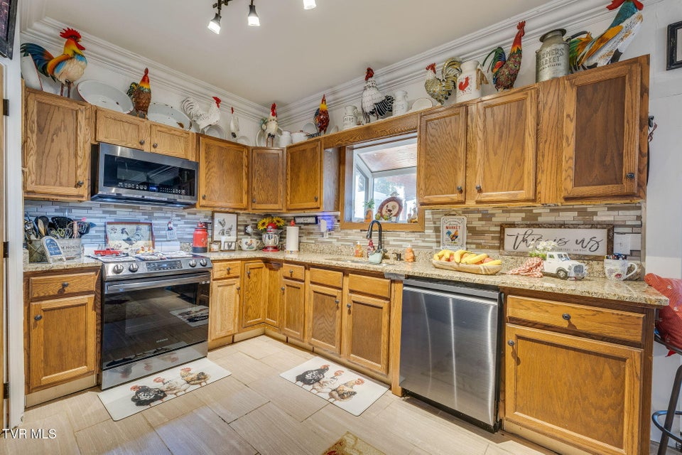 Photo #17: 1404 Van Oaks Drive