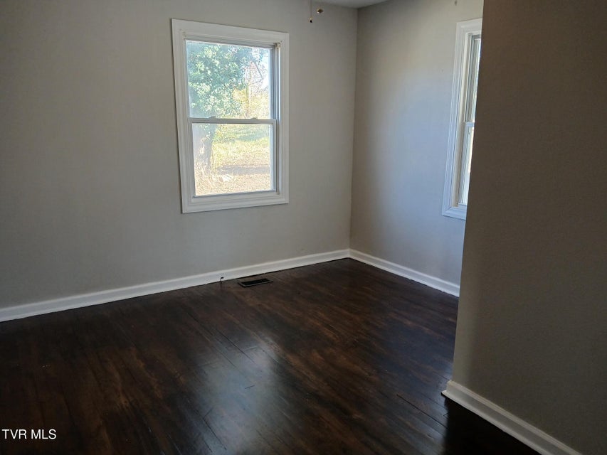 Photo #13: 136 Beaver Street