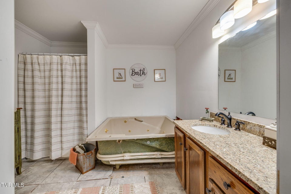 Photo #59: 1404 Van Oaks Drive