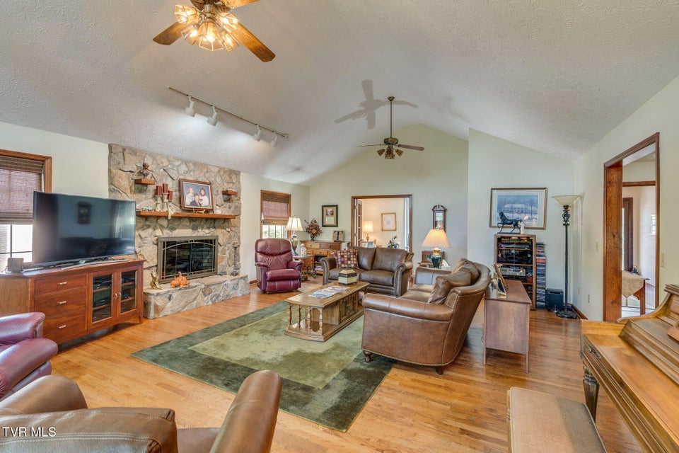 Photo #13: 137 River Road