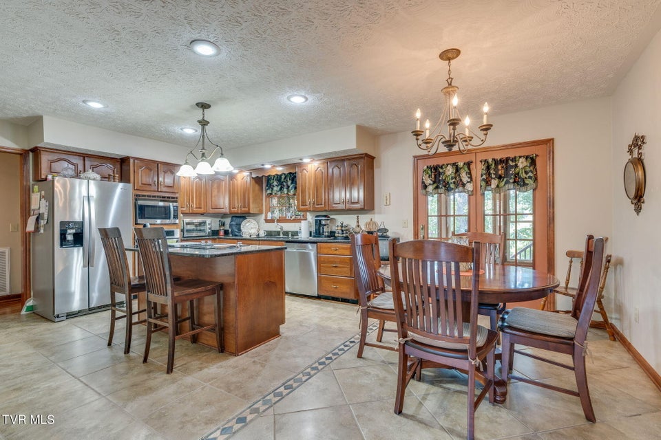 Photo #14: 137 River Road