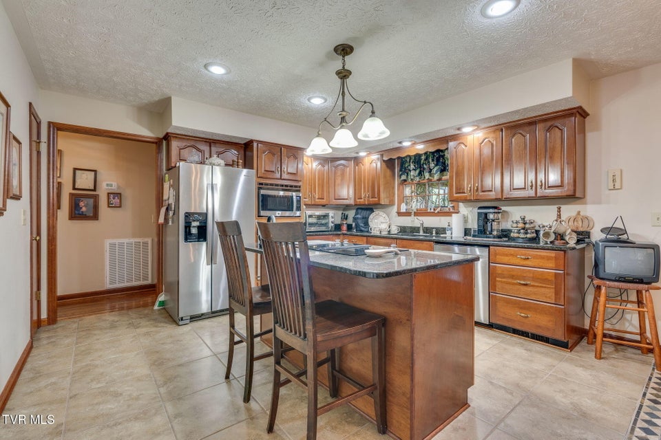 Photo #15: 137 River Road