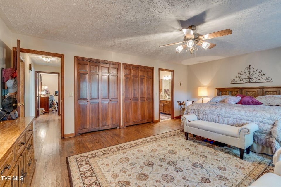 Photo #22: 137 River Road