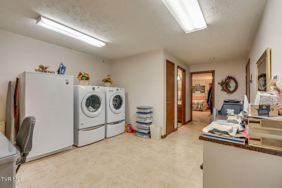 Photo #29: 137 River Road