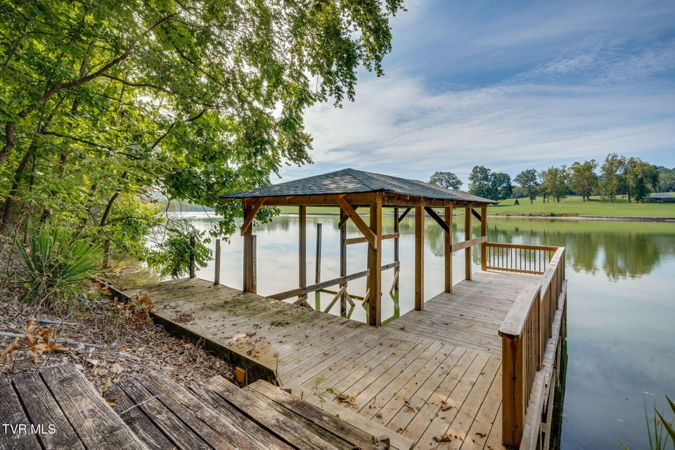 Photo #44: 137 River Road