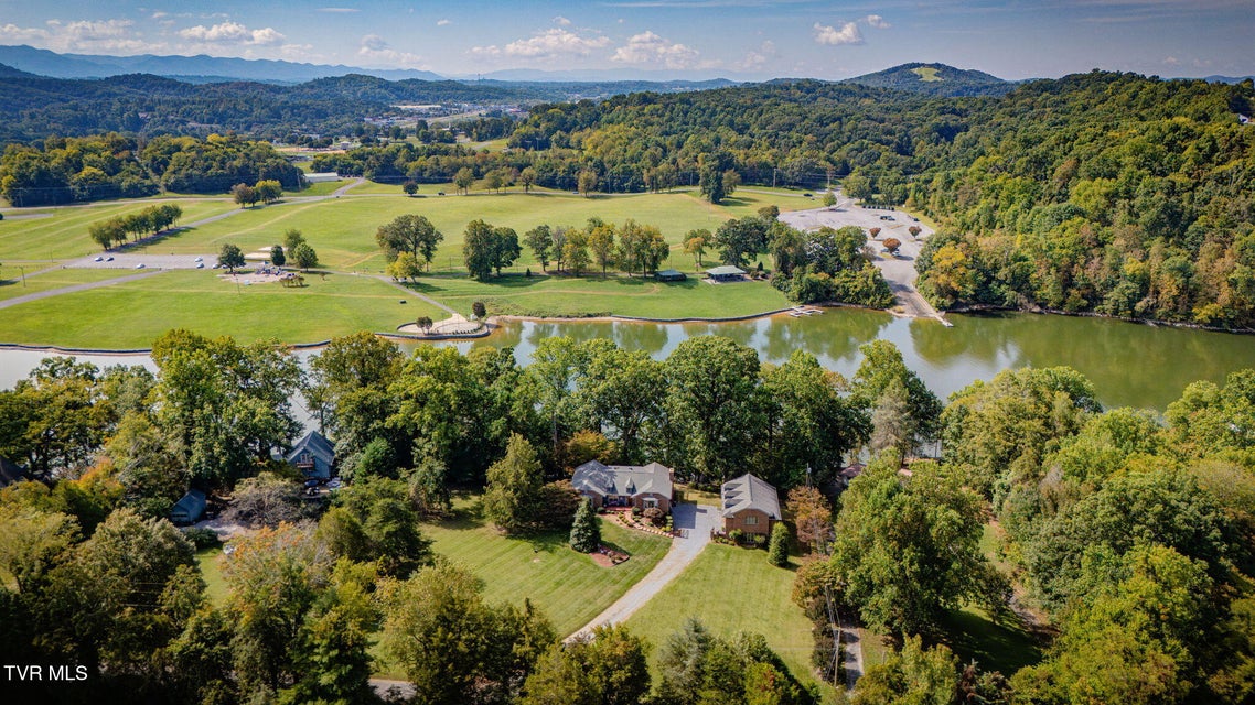 Photo #49: 137 River Road