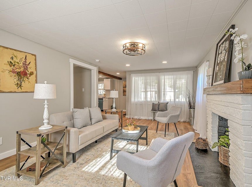 Photo #8: 326 Walnut Trail