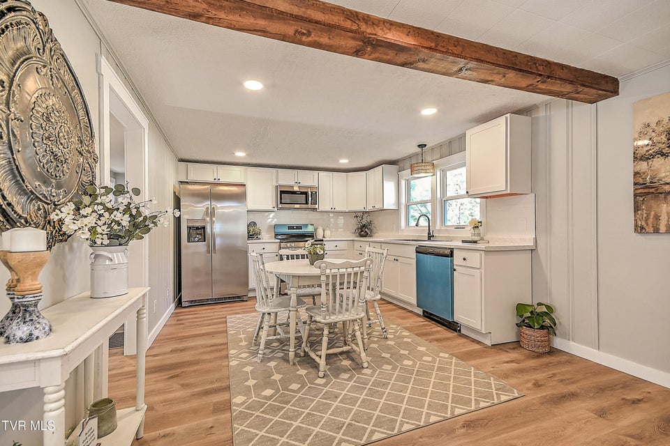 Photo #12: 326 Walnut Trail