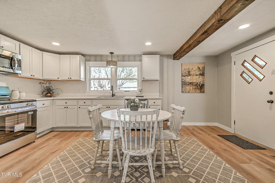 Photo #15: 326 Walnut Trail