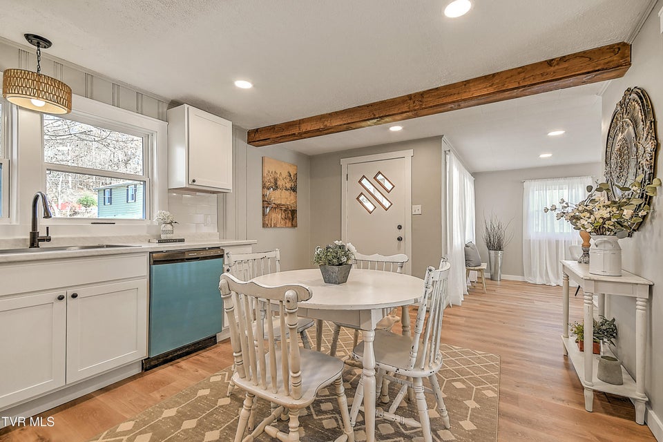 Photo #16: 326 Walnut Trail