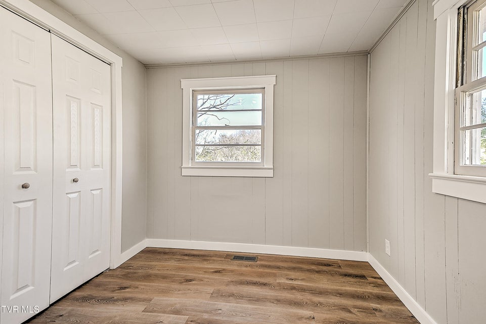 Photo #26: 326 Walnut Trail