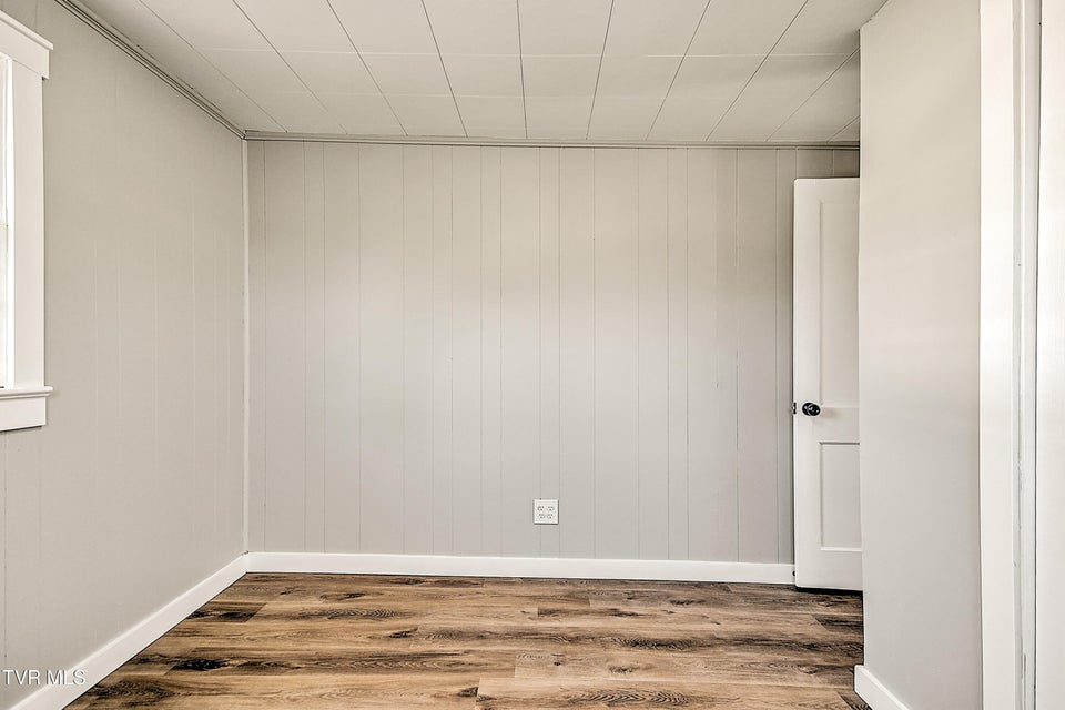 Photo #27: 326 Walnut Trail