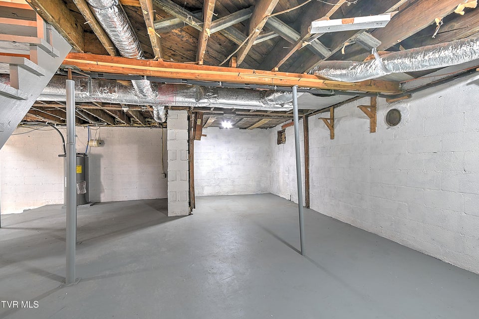 Photo #28: 326 Walnut Trail