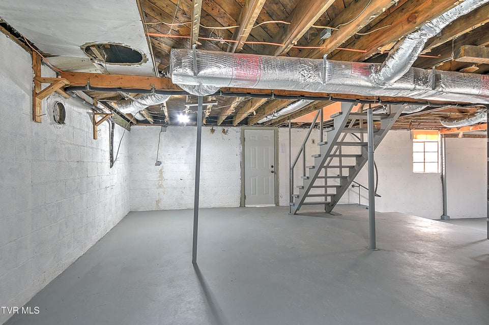 Photo #30: 326 Walnut Trail