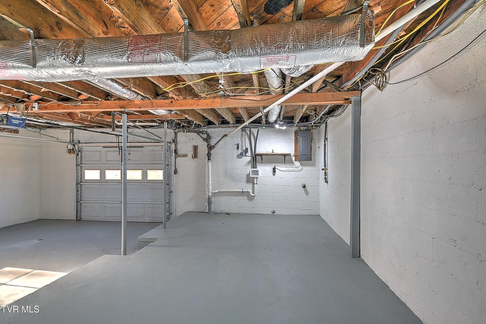 Photo #31: 326 Walnut Trail