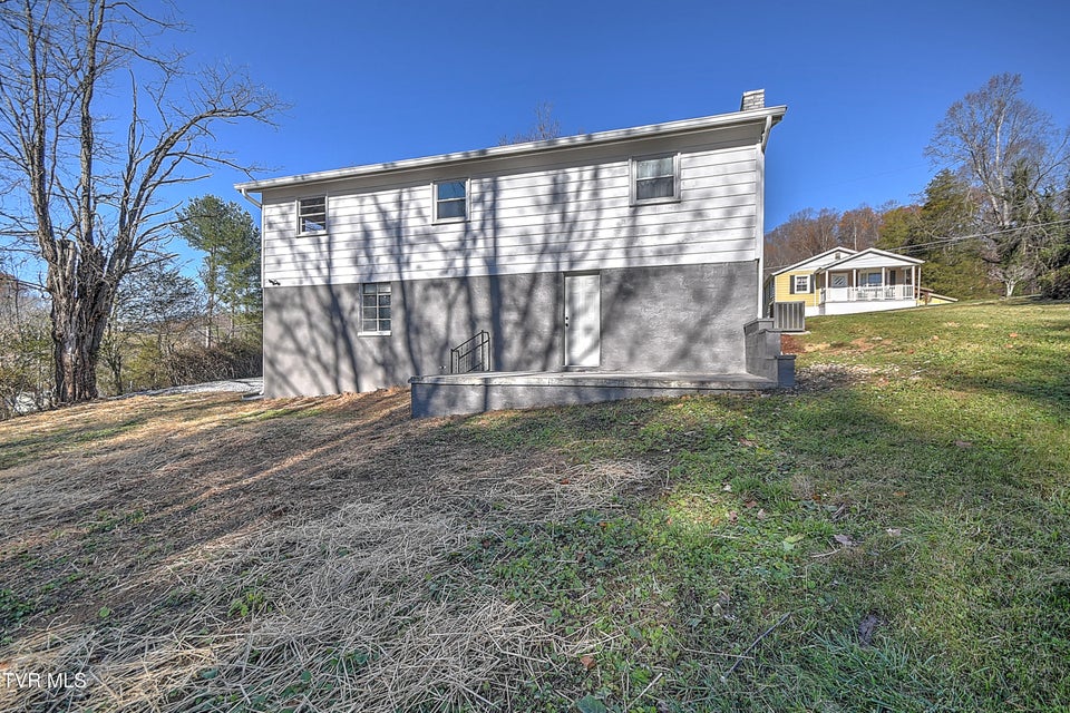 Photo #35: 326 Walnut Trail