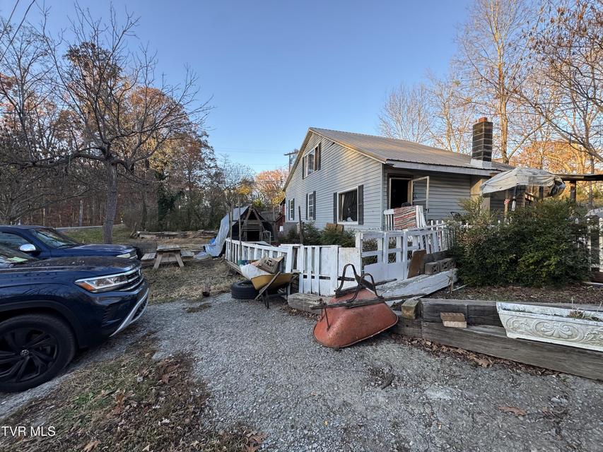 Photo #3: 433 Rockingham Road