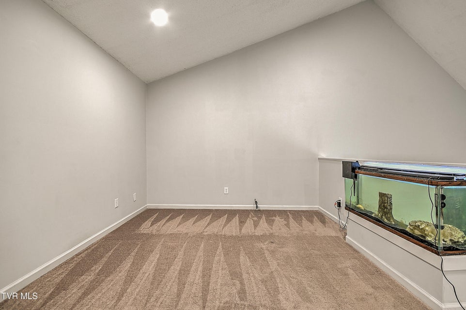 Photo #34: 1017 Harmony Road