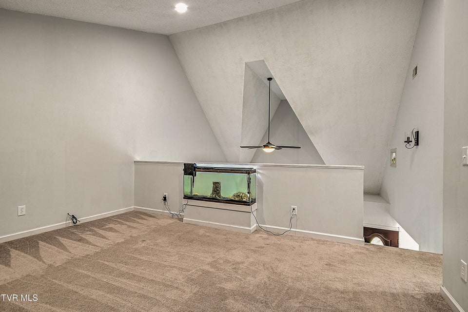 Photo #36: 1017 Harmony Road