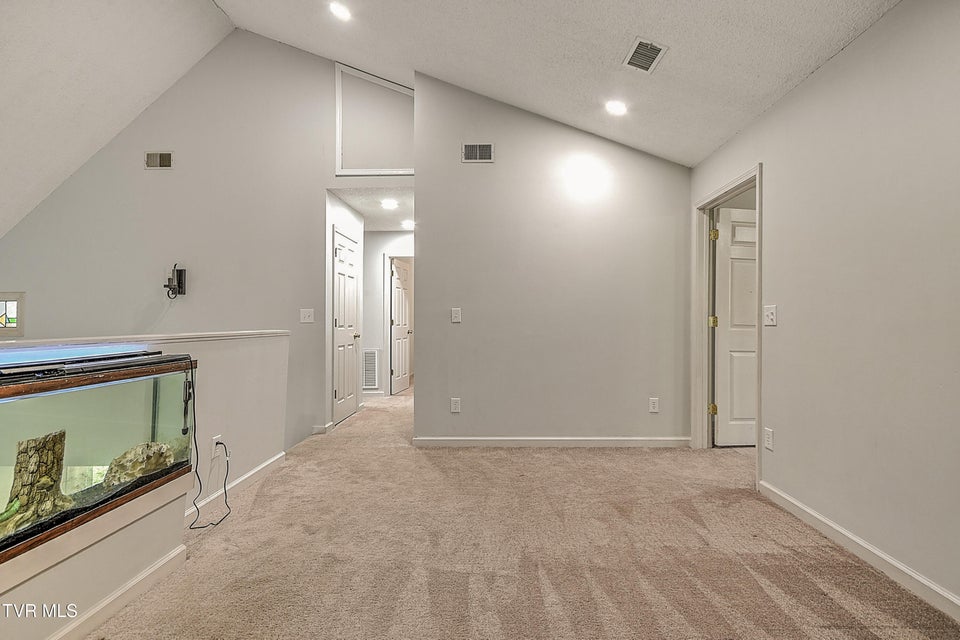 Photo #37: 1017 Harmony Road