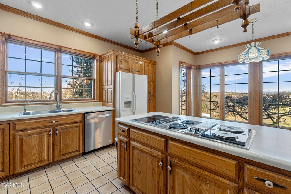 Photo #27: 600 Chuckey Pike