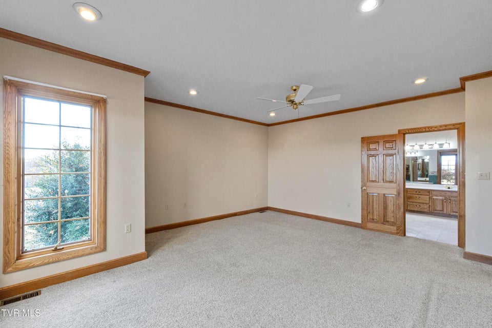 Photo #48: 600 Chuckey Pike