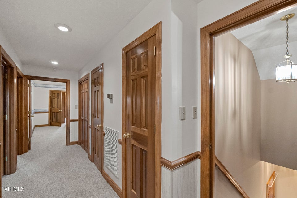 Photo #57: 600 Chuckey Pike