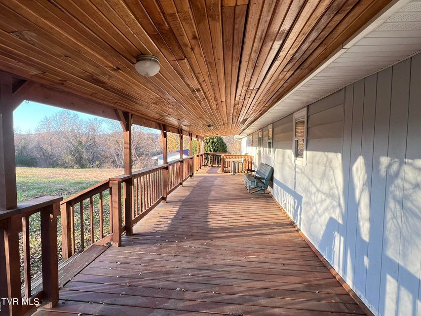 Photo #15: 229 Clint Street