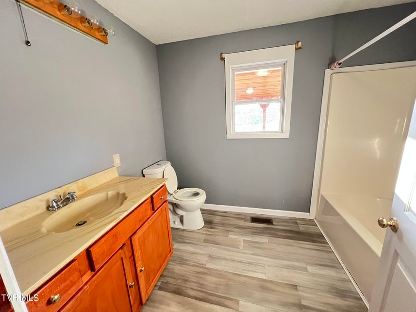 Photo #36: 229 Clint Street