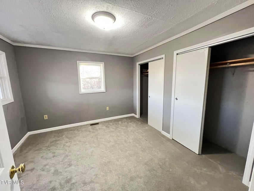 Photo #37: 229 Clint Street