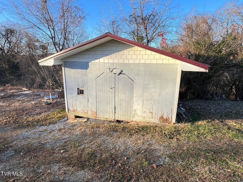 Photo #10: 229 Clint Street